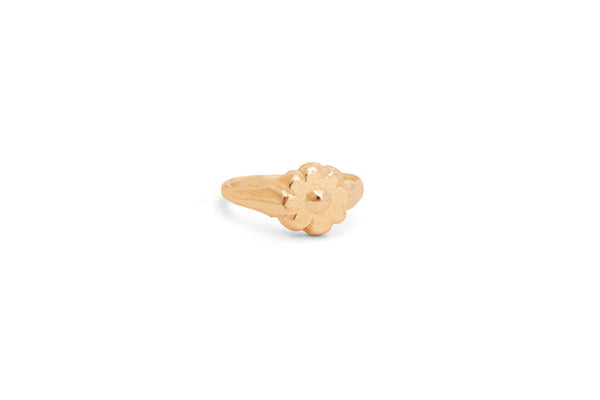 Little Fleur Signet - Gold