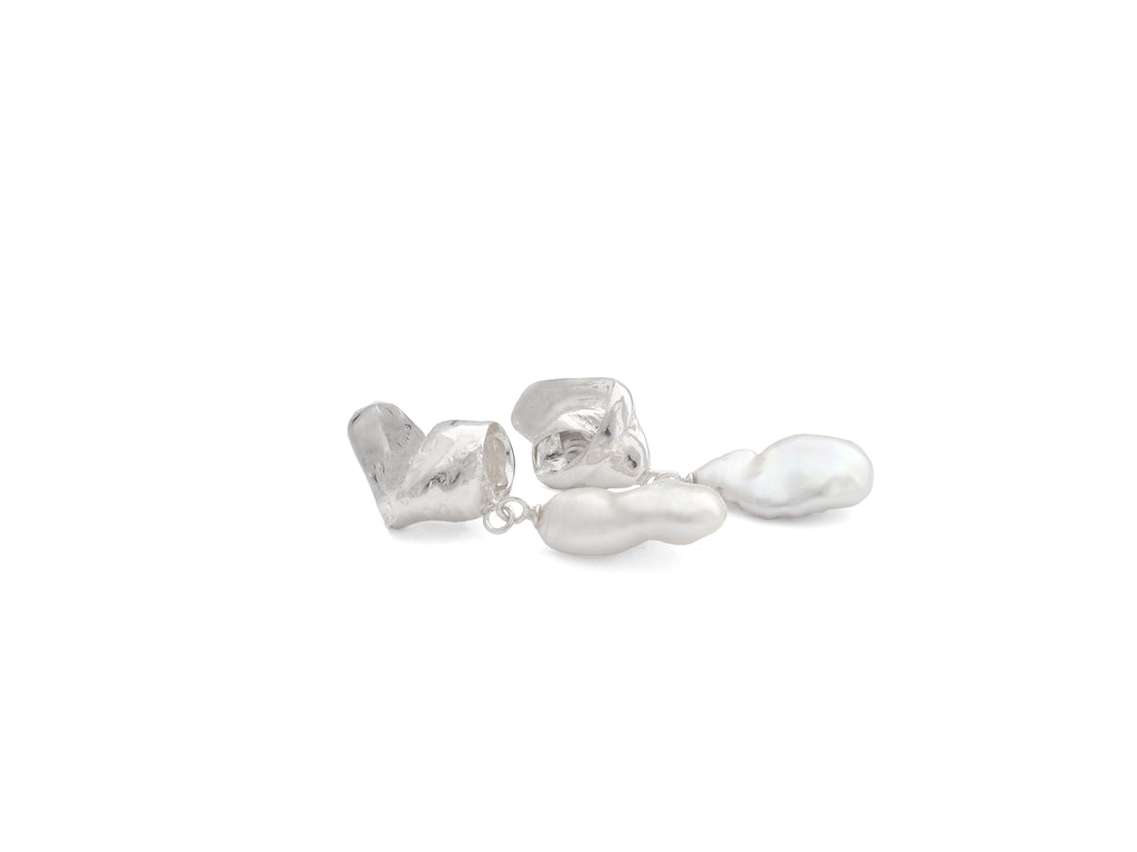 Curls With Pearls