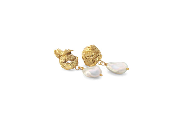 Tulips w/ Pearls - Gold