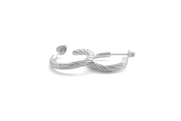 Twist Hoops